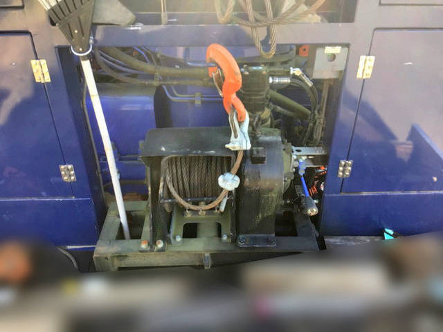 三菱ふそうスーパーグレートセルフクレーン4段大型（10t）[写真10]