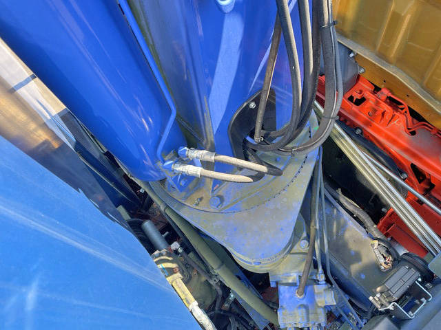 三菱ふそうスーパーグレートセルフクレーン4段大型（10t）[写真17]