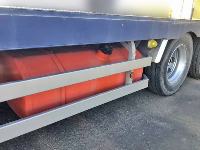 三菱ふそうスーパーグレートセルフクレーン4段大型（10t）[写真21]