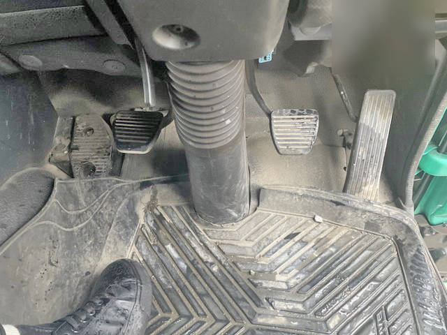 いすゞギガミキサー車（コンクリートミキサー）大型（10t）[写真36]