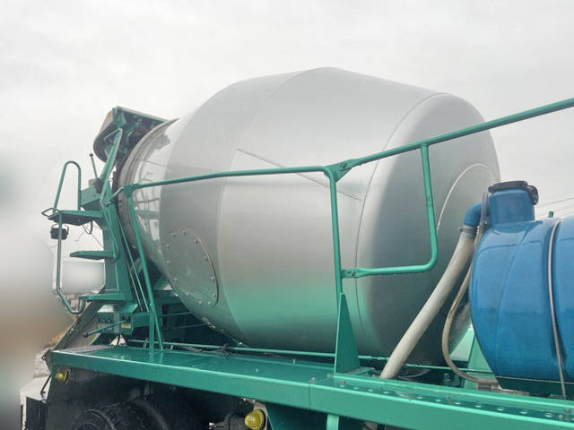 いすゞギガミキサー車（コンクリートミキサー）大型（10t）[写真09]