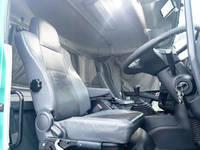 いすゞギガミキサー車（コンクリートミキサー）大型（10t）[写真29]