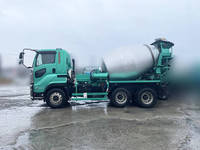 いすゞギガミキサー車（コンクリートミキサー）大型（10t）[写真04]