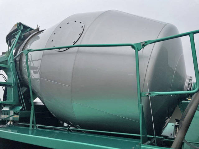 いすゞギガミキサー車（コンクリートミキサー）大型（10t）[写真11]