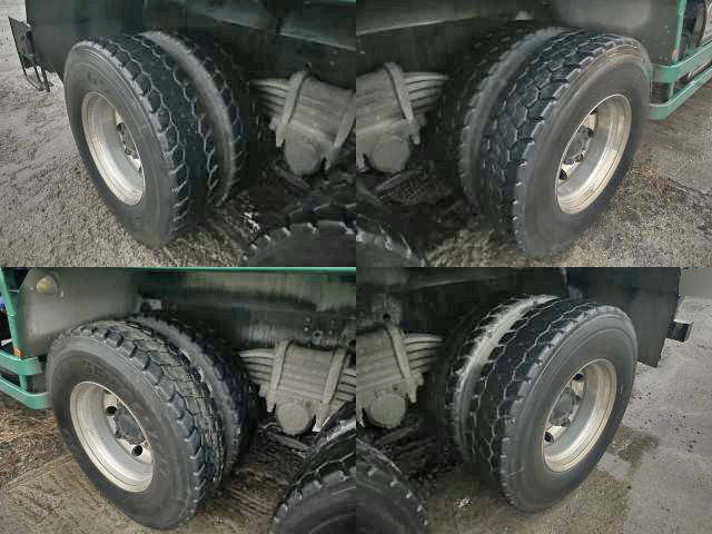 いすゞギガミキサー車（コンクリートミキサー）大型（10t）[写真17]