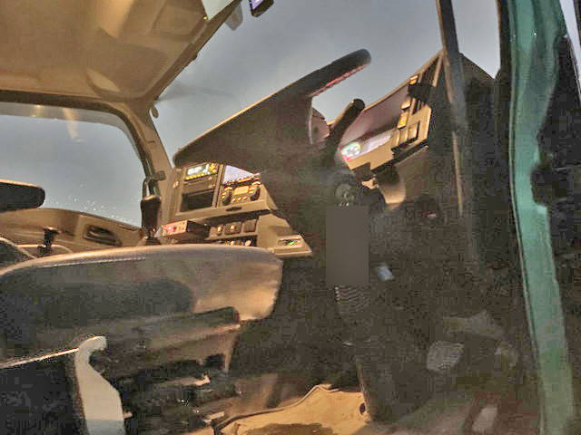 いすゞギガミキサー車（コンクリートミキサー）大型（10t）[写真28]