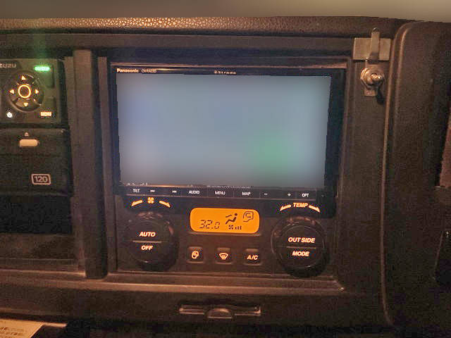 いすゞギガミキサー車（コンクリートミキサー）大型（10t）[写真34]