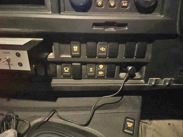 いすゞギガミキサー車（コンクリートミキサー）大型（10t）[写真36]