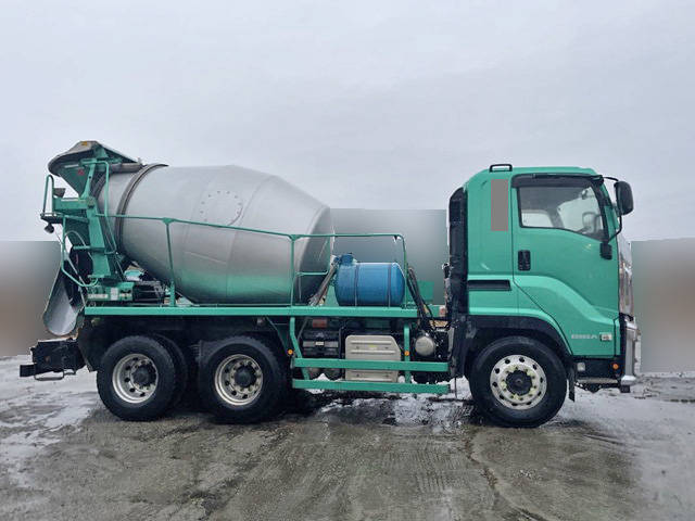 いすゞギガミキサー車（コンクリートミキサー）大型（10t）[写真06]