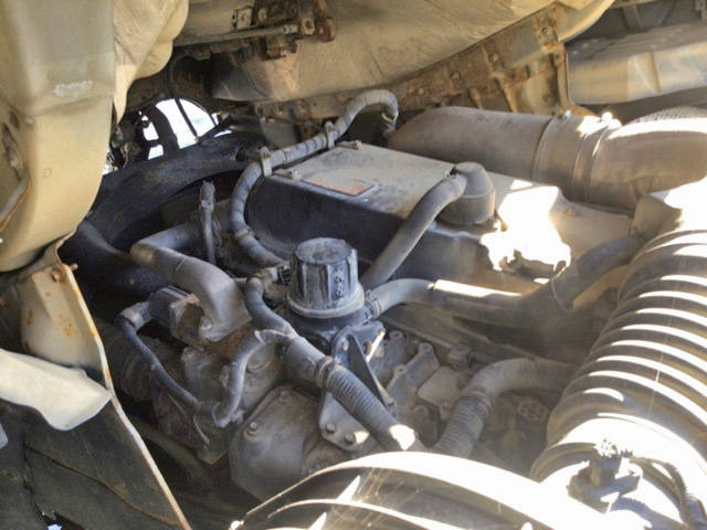 UDトラックスクオンミキサー車（コンクリートミキサー）大型（10t）[写真20]