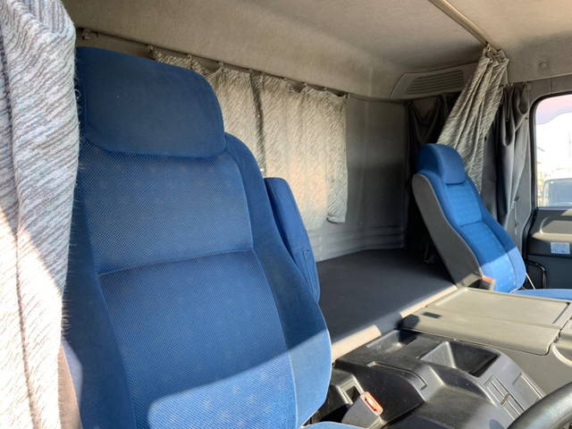 いすゞギガセルフローダー大型（10t）[写真22]