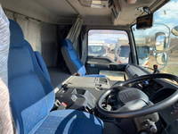 いすゞギガセルフローダー大型（10t）[写真24]