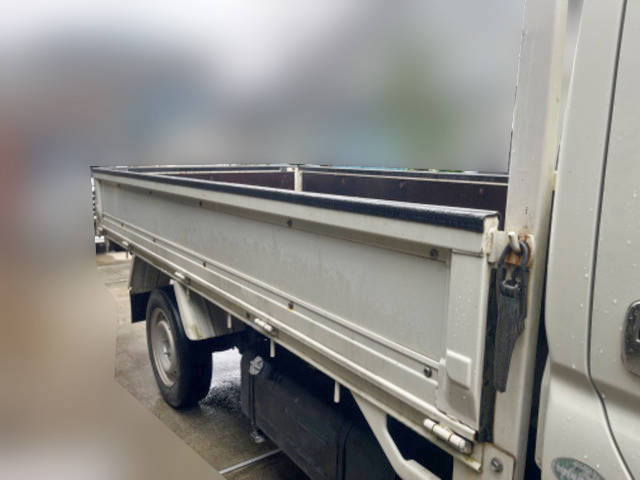 トヨタトヨエース平ボディ小型（2t・3t）[写真05]