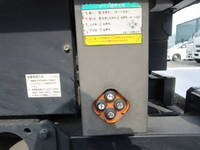 いすゞエルフアルミバン小型（2t・3t）[写真11]