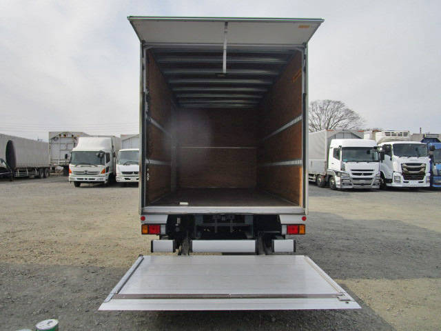 いすゞエルフアルミバン小型（2t・3t）[写真15]