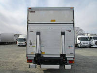 いすゞエルフアルミバン小型（2t・3t）[写真02]