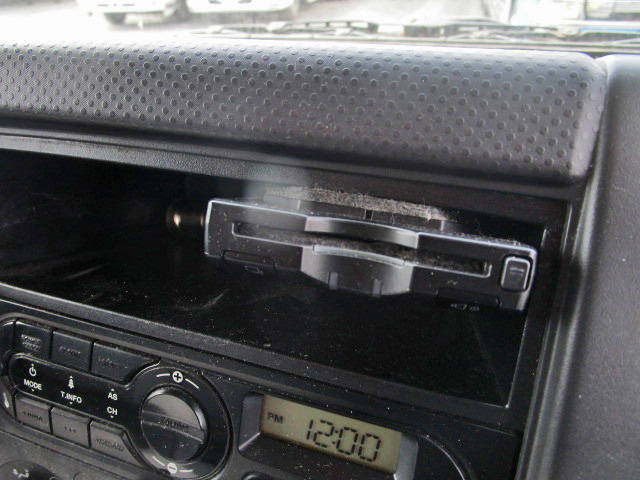 いすゞエルフアルミバン小型（2t・3t）[写真07]