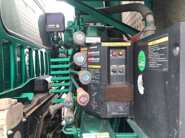 三菱ふそうファイタークレーン3段増トン（6t・8t）[写真11]