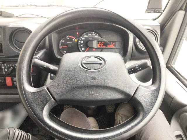 日野デュトロクレーン4段小型（2t・3t）[写真25]