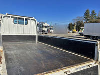 三菱ふそうキャンター平ボディ小型（2t・3t）[写真14]