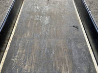 三菱ふそうキャンター平ボディ小型（2t・3t）[写真15]