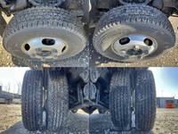 三菱ふそうキャンター平ボディ小型（2t・3t）[写真18]