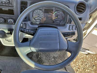 三菱ふそうキャンター平ボディ小型（2t・3t）[写真32]