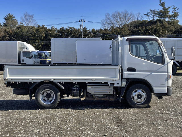 三菱ふそうキャンター平ボディ小型（2t・3t）[写真06]