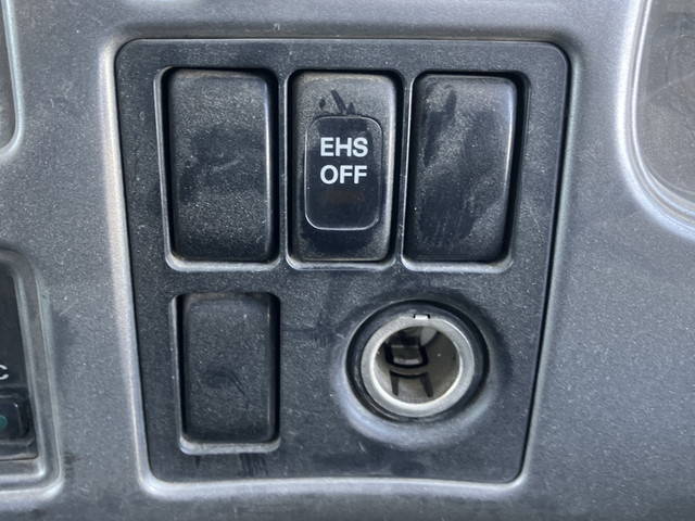 UDトラックスその他の車種深ダンプ（土砂禁ダンプ）中型（4t）[写真38]