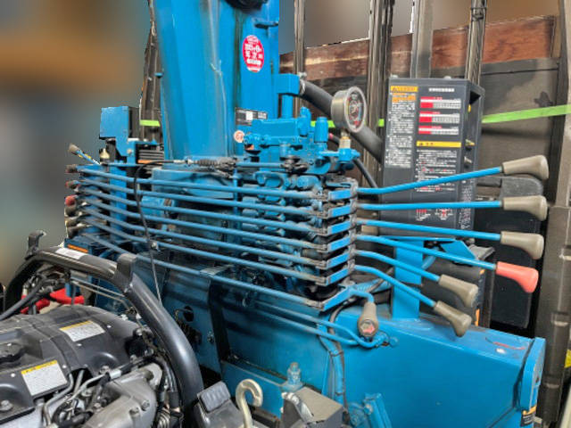 三菱ふそうキャンタークレーン4段小型（2t・3t）[写真08]