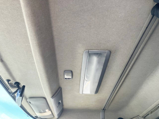 UDトラックスコンドルアルミウイング中型（4t）[写真32]