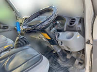 日野デュトロ冷凍車（冷蔵車）小型（2t・3t）[写真30]