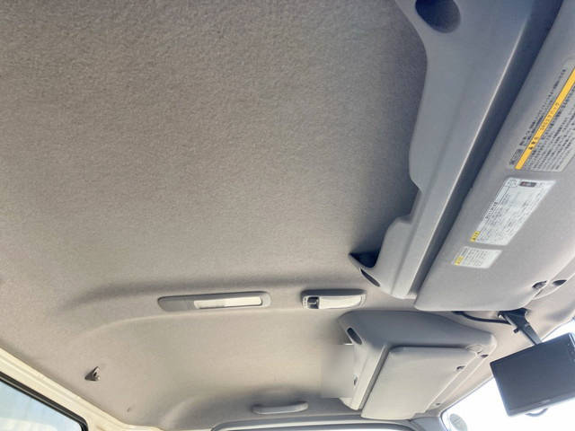 日野デュトロ冷凍車（冷蔵車）小型（2t・3t）[写真29]