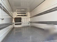 日野デュトロ冷凍車（冷蔵車）小型（2t・3t）[写真05]