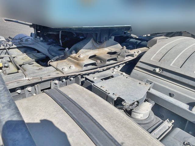 日野プロフィアトレーラーヘッド（トラクターヘッド）大型（10t）[写真14]