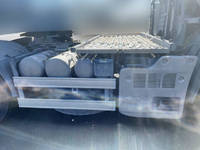 日野プロフィアトレーラーヘッド（トラクターヘッド）大型（10t）[写真21]