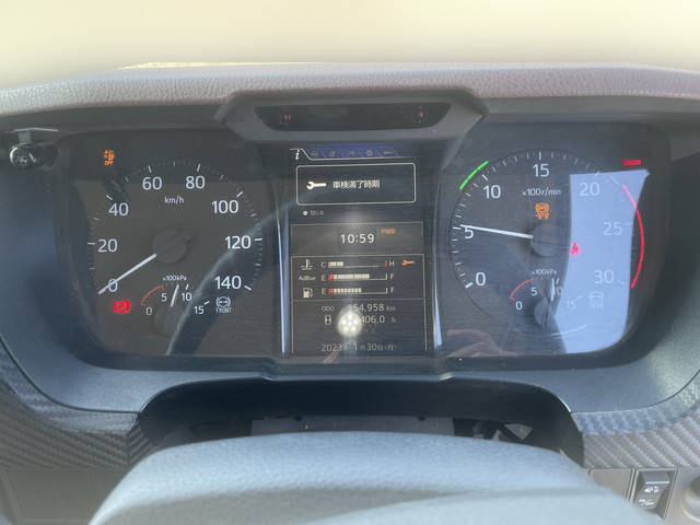 日野プロフィアトレーラーヘッド（トラクターヘッド）大型（10t）[写真33]