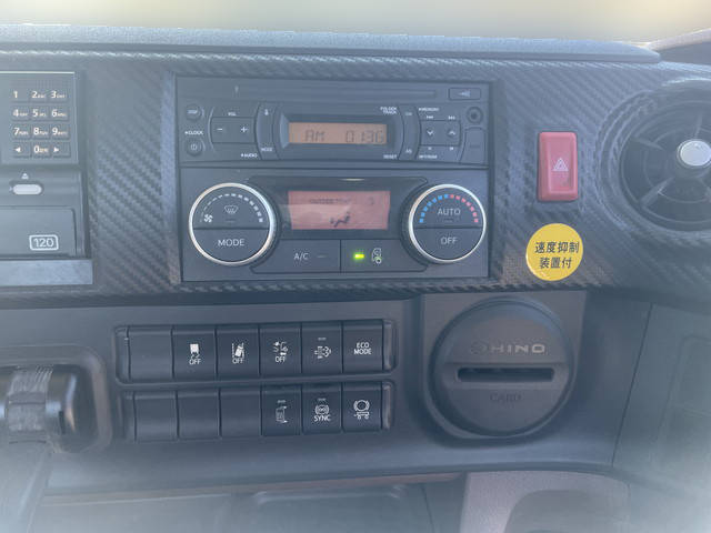 日野プロフィアトレーラーヘッド（トラクターヘッド）大型（10t）[写真36]