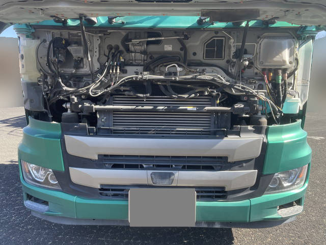 日野プロフィアトレーラーヘッド（トラクターヘッド）大型（10t）[写真09]