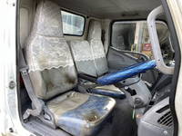 三菱ふそうキャンタークレーン付小型（2t・3t）[写真30]