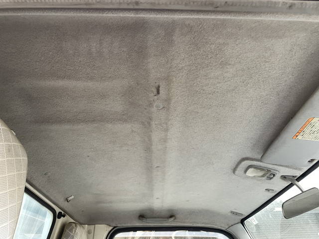 三菱ふそうキャンタークレーン付小型（2t・3t）[写真33]