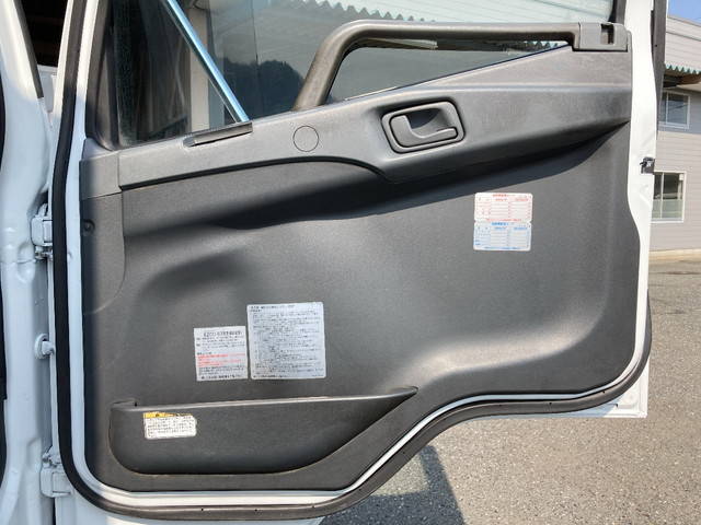 三菱ふそうファイター冷凍車（冷蔵車）中型（4t）[写真27]