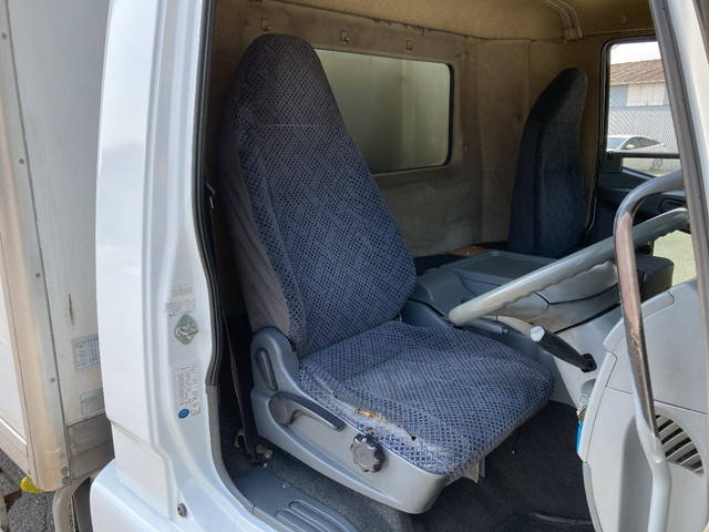 三菱ふそうファイター冷凍車（冷蔵車）中型（4t）[写真28]