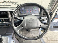 日野レンジャー幌ウイング中型（4t）[写真37]