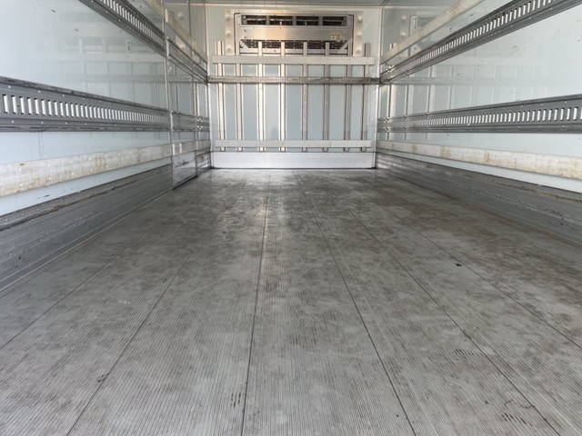 日野レンジャー冷凍車（冷蔵車）中型（4t）[写真10]