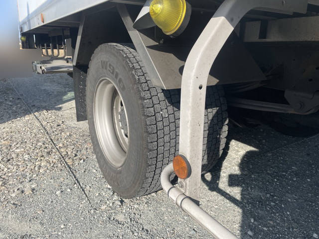 日野レンジャー冷凍車（冷蔵車）中型（4t）[写真19]