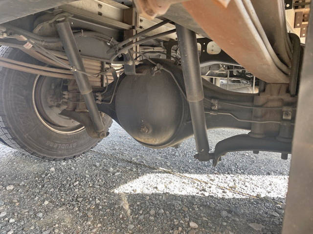 日野レンジャー冷凍車（冷蔵車）中型（4t）[写真24]