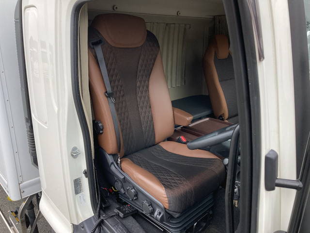 日野レンジャー冷凍車（冷蔵車）中型（4t）[写真28]