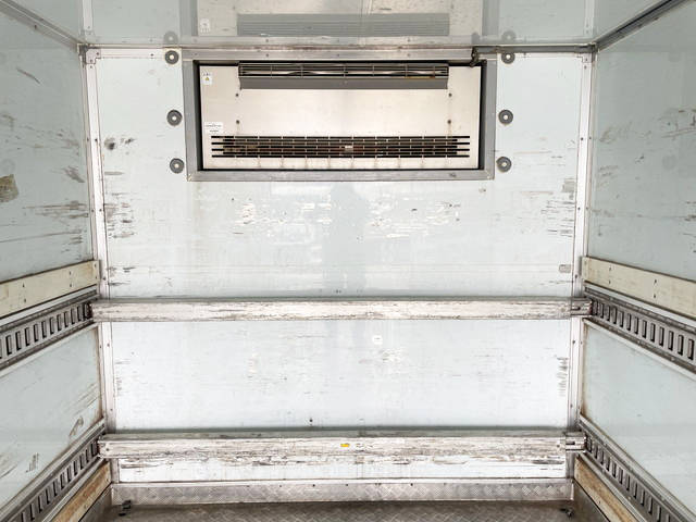 三菱ふそうファイター冷凍車（冷蔵車）中型（4t）[写真15]