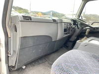 三菱ふそうファイター冷凍車（冷蔵車）中型（4t）[写真31]